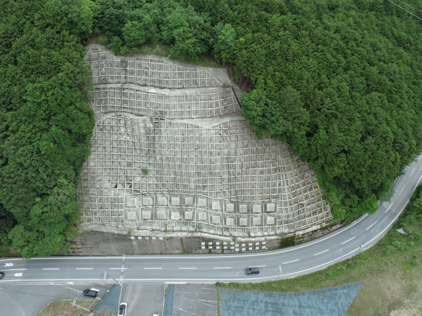 一般県道今木出口線地すべり対策工事